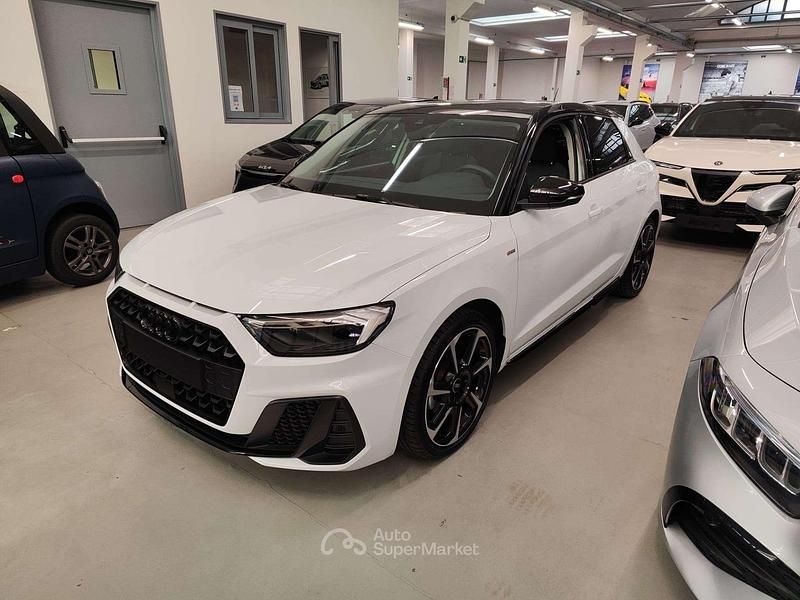 Usata Audi A1 Sportback S-Line 116 CV (85 kW) 2025 Bianco ghiaccio/tetto nero myt Utilitaria