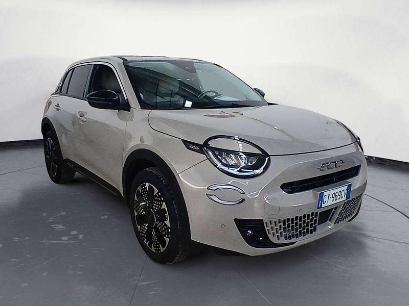 Usata Fiat 600 La Prima 101 CV (74 kW) 2025 Grigio SUV