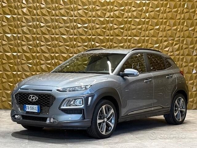Usata Hyundai Kona Xpossible 120 CV (88 kW) 2018 Grigio SUV