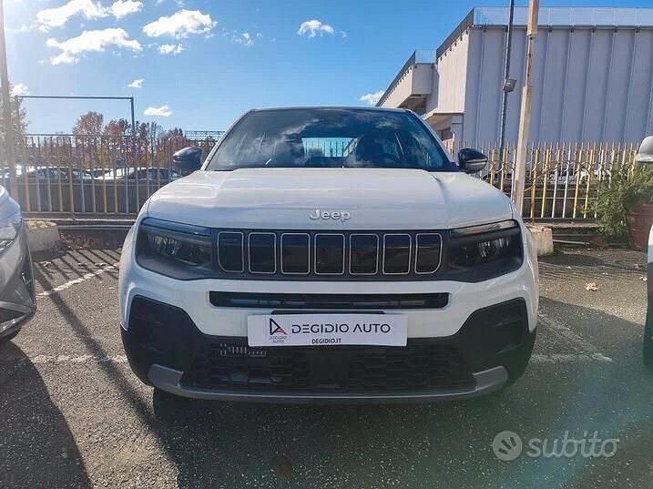 Usata Jeep Avenger Altitude 101 CV (74 kW) 2024 Bianco SUV