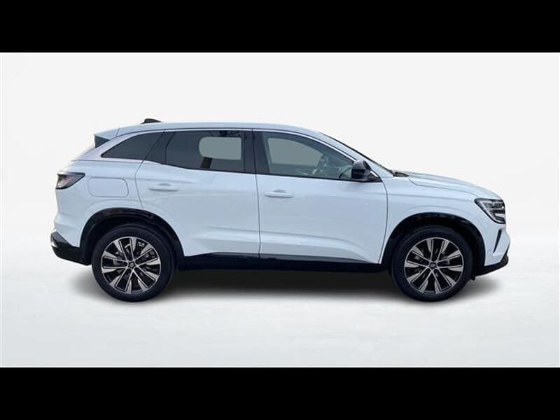 Usata Renault Austral Techno 160 CV (117 kW) 2025 Bianco SUV