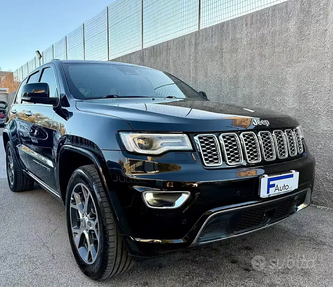 Usata Jeep Grand Cherokee Overland 250 CV (183 kW) 2019 Nero SUV