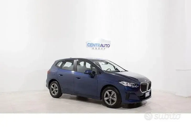 Usado BMW 218 Efficient Dynamics 150 CV (110 kW) 2023 Azul Familiar