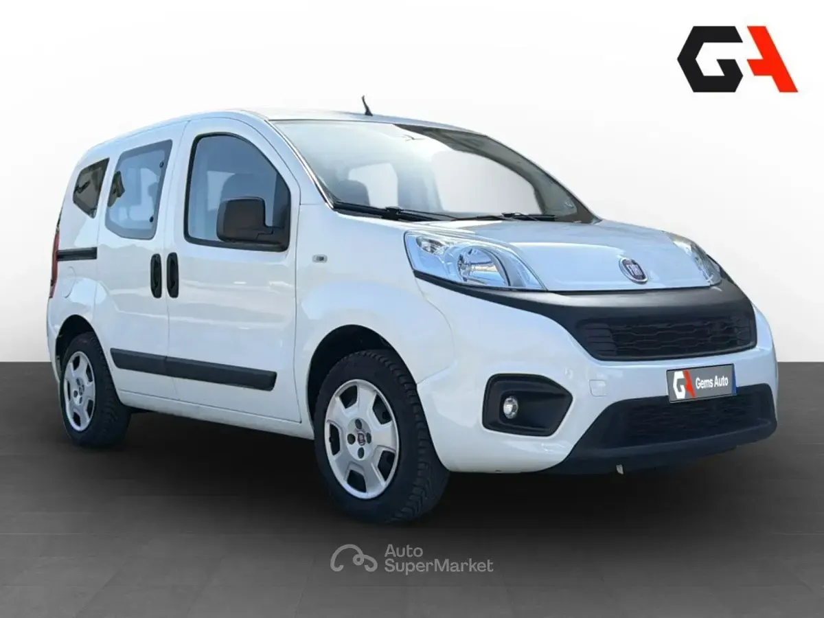 Usata Fiat Qubo Easy 69 CV (50 kW) 2018 Bianco Monovolume