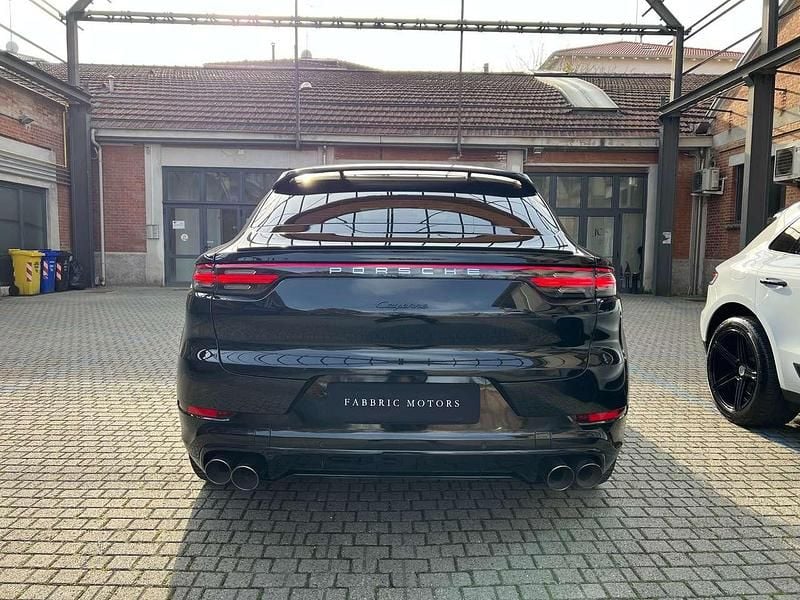 Usata Porsche Cayenne Coupe 340 CV (250 kW) 2021 Nero Coupé