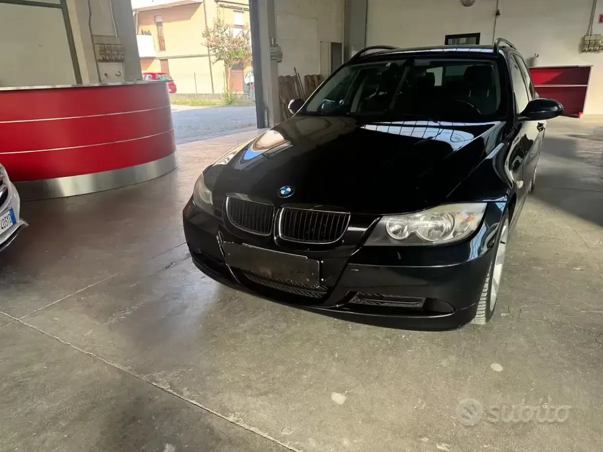 Usata BMW 320 163 CV (119 kW) 2009 Nero Station wagon