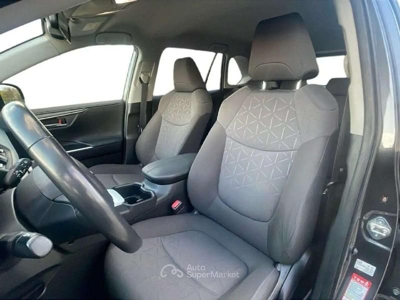Usata Toyota RAV4 Hybrid 218 CV (160 kW) 2021 Grigio SUV