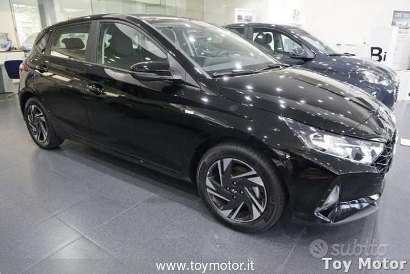 Usata Hyundai i20 100 CV (73 kW) 2023 Nero Berlina