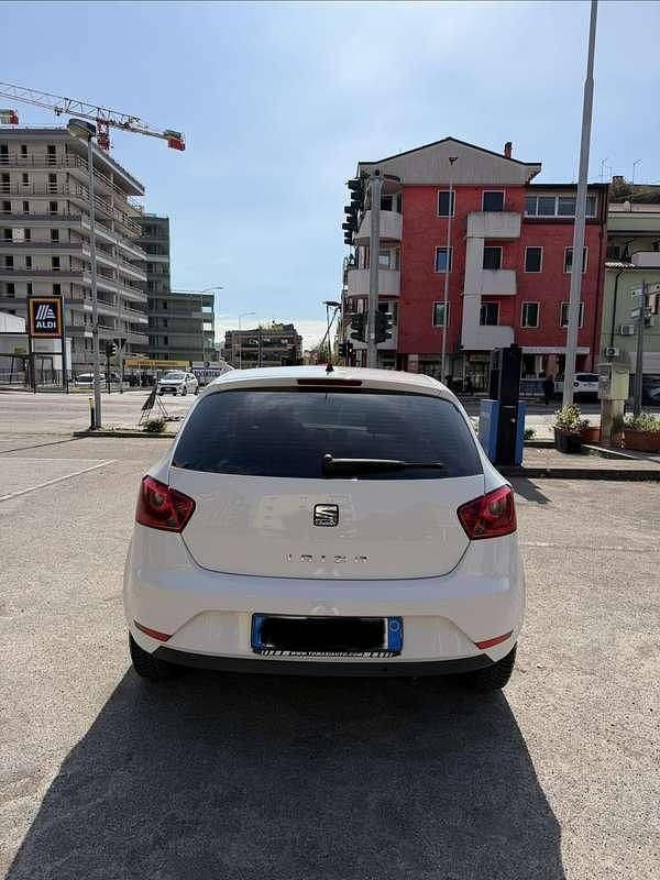 Usata Seat Ibiza CONNECT 75 CV (55 kW) 2017 Berlina