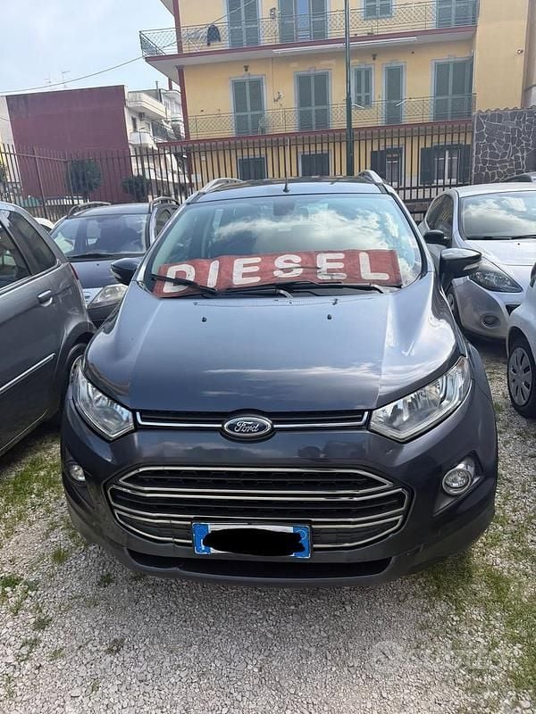 Usata Ford Ecosport Titanium 90 CV (66 kW) 2015 Grigio SUV