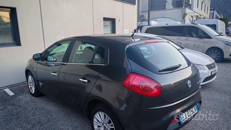 Usata Fiat Bravo 120 CV (88 kW) 2011 Utilitaria