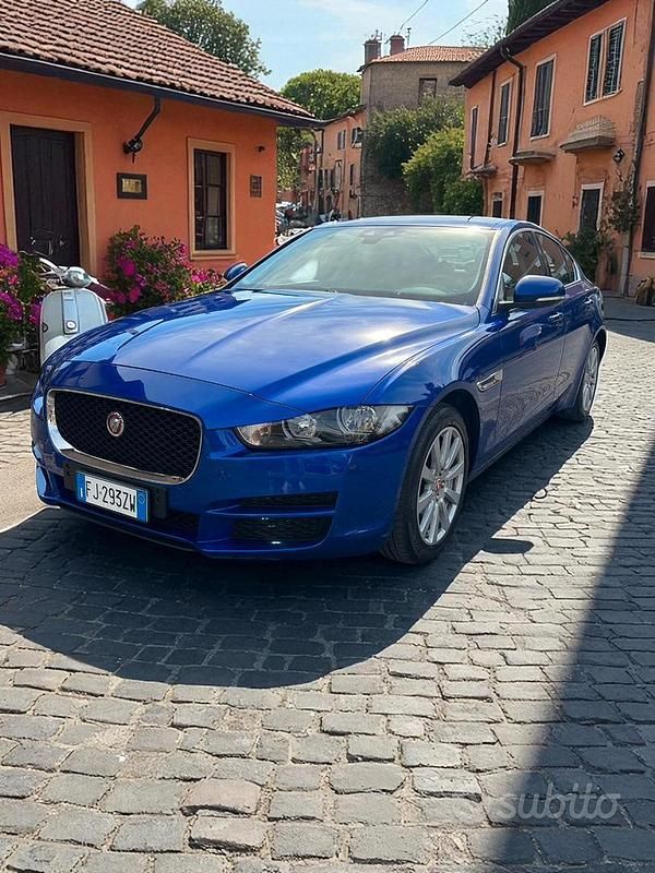 Blu Usata 2017 Jaguar XE Tre volumi | 12.000 € (Super prezzo) - Immagine 1/4