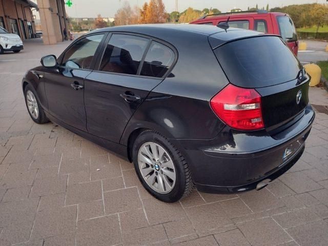 Usata BMW 116 116 CV (85 kW) 2010 Nero Utilitaria