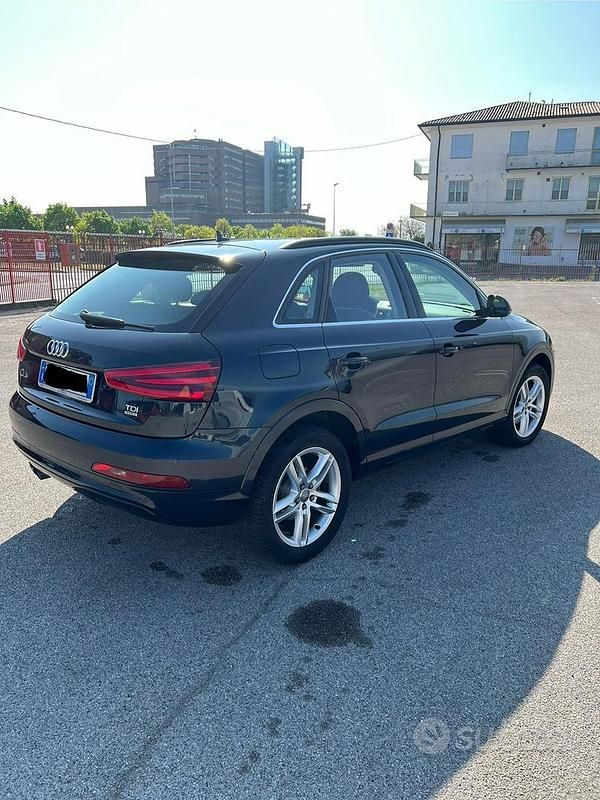 Usata Audi Q3 Advanced 177 CV (130 kW) 2012 Blu/azzurro SUV
