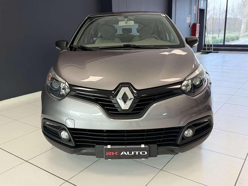 Usata Renault Captur 90 CV (66 kW) 2013 Grigio SUV