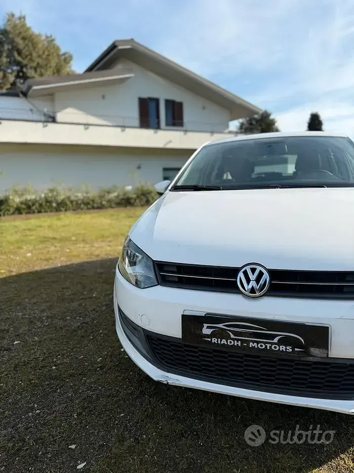 Usata VW Polo 90 CV (66 kW) 2010 Bianco Utilitaria
