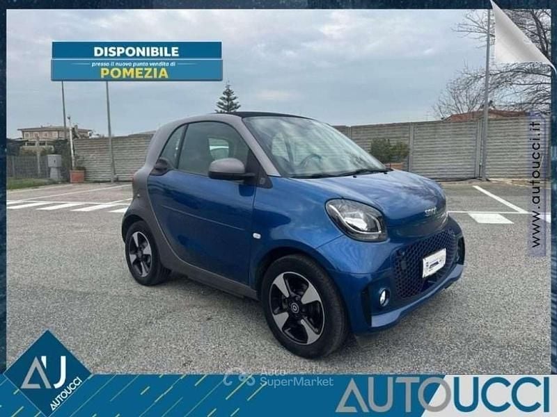 Usata Smart ForTwo Electric Drive Passion 41 kW (56 CV) 2021 Blu Utilitaria