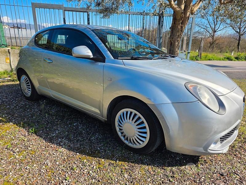 Usata Alfa Romeo MiTo 155 CV (114 kW) 2009 Grigio Utilitaria