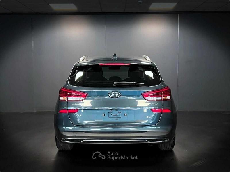 Usata Hyundai i30 Prime 120 CV (88 kW) 2022 Blu/azzurro Station wagon
