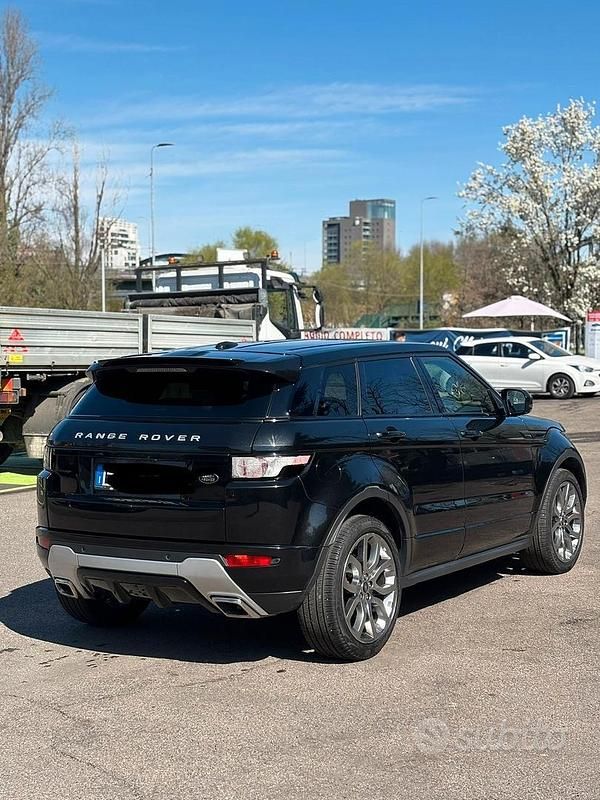 Usata Land Rover Range Rover 110 CV (80 kW) 2013 Nero SUV