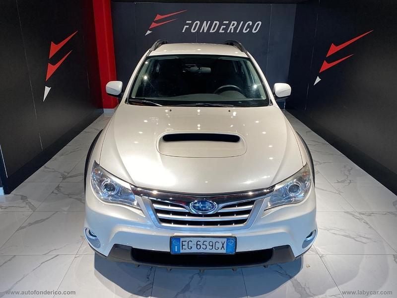 Usata Subaru XV Trend 149 CV (109 kW) 2011 Bianco SUV