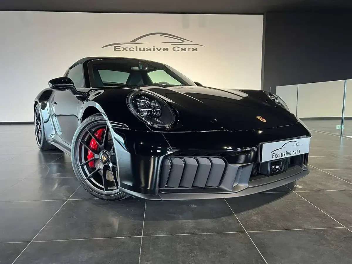 Usata Porsche 911 Carrera 4 GTS Targa 541 CV (397 kW) 2026 Nero jet met. capote nera Cabrio