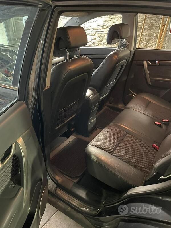 Usata Chevrolet Captiva 180 CV (132 kW) 2007 Nero SUV
