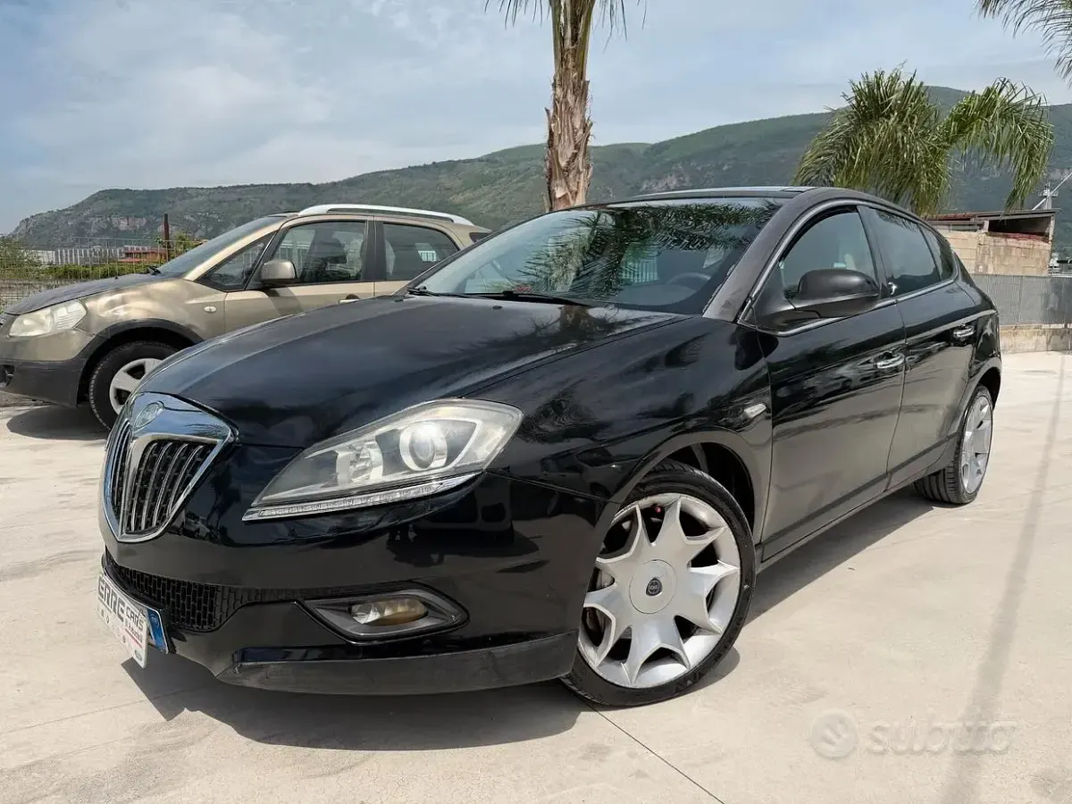 Usata Lancia Delta 200 CV (147 kW) 2009 Nero Utilitaria