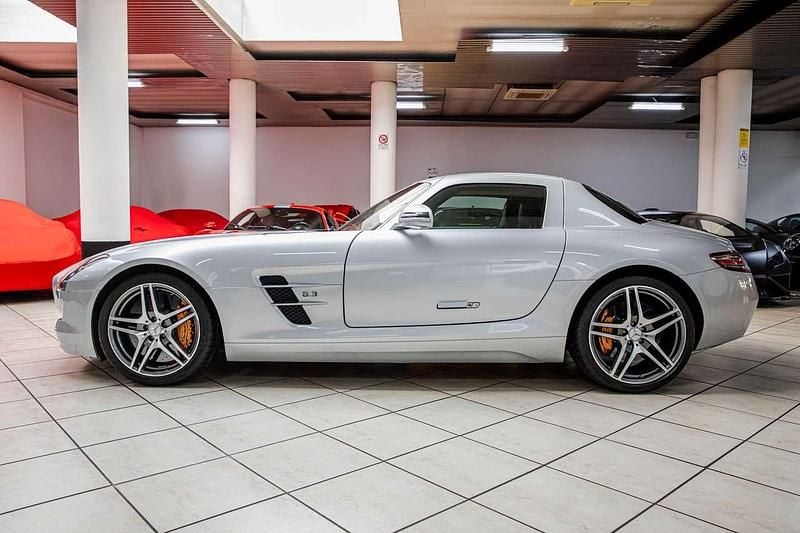 Usata Mercedes SLS AMG Exclusive 571 CV (419 kW) 2010 Argento iridium Coupé
