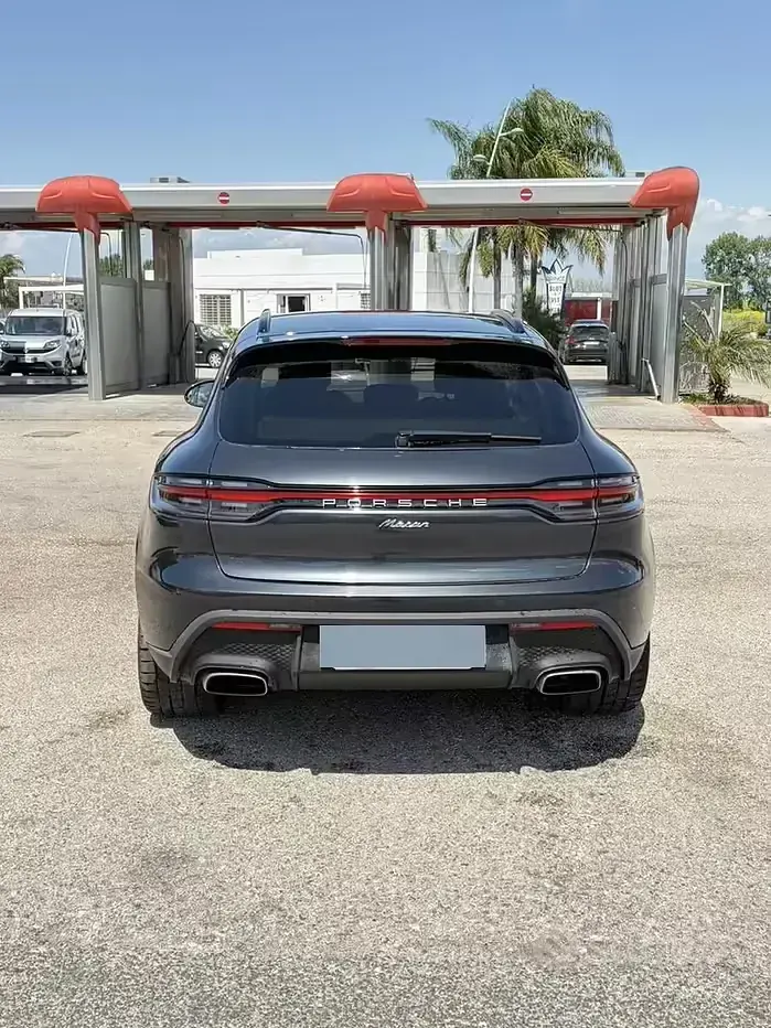 Usata Porsche Macan 245 CV (180 kW) 2019 Grigio SUV
