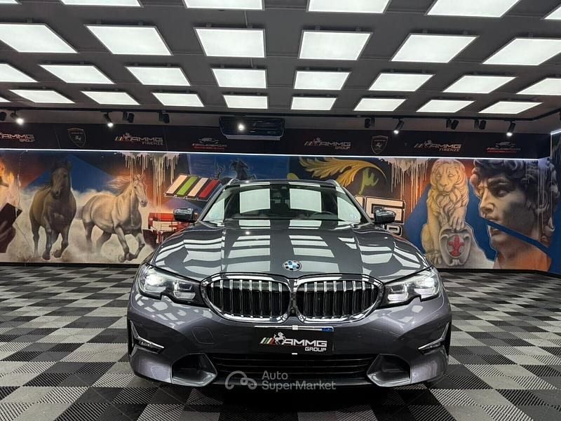 Usata BMW 318 Sport Line 150 CV (110 kW) 2021 Grigio Station wagon