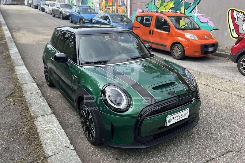 Usata Mini Cooper SE 75 kW (102 CV) 2021 Verde Utilitaria
