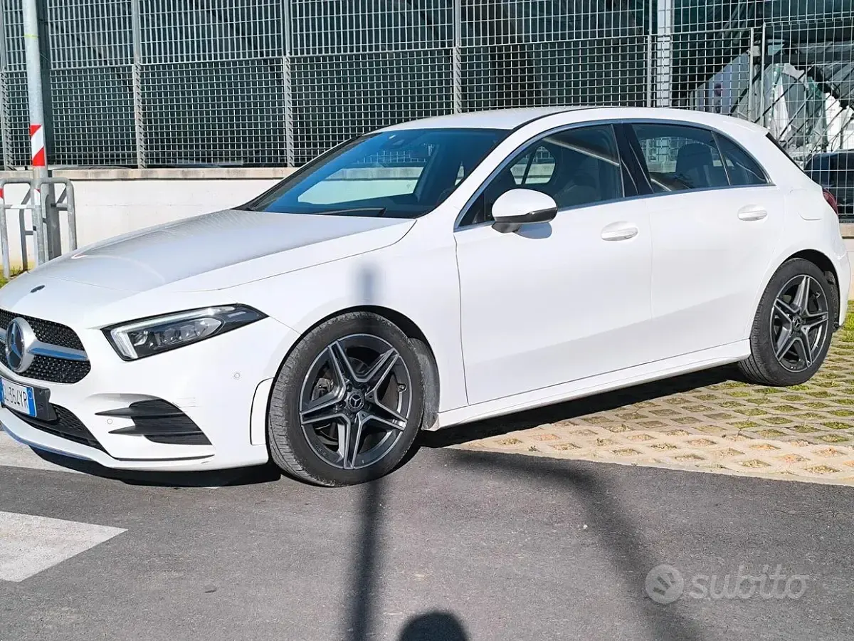 Usata Mercedes A180 Premium 116 CV (85 kW) 2022 Bianco Berlina