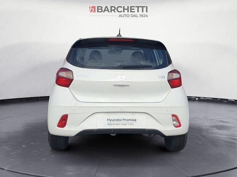 Usata Hyundai i10 67 CV (49 kW) 2023 Verde Utilitaria