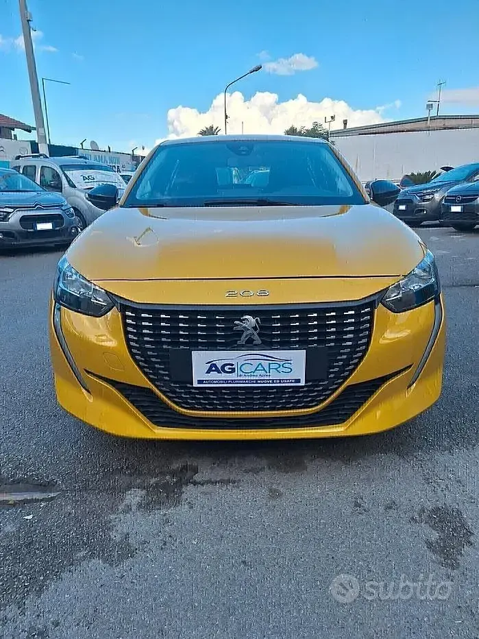 Usata Peugeot 208 75 CV (55 kW) 2022 Giallo Utilitaria