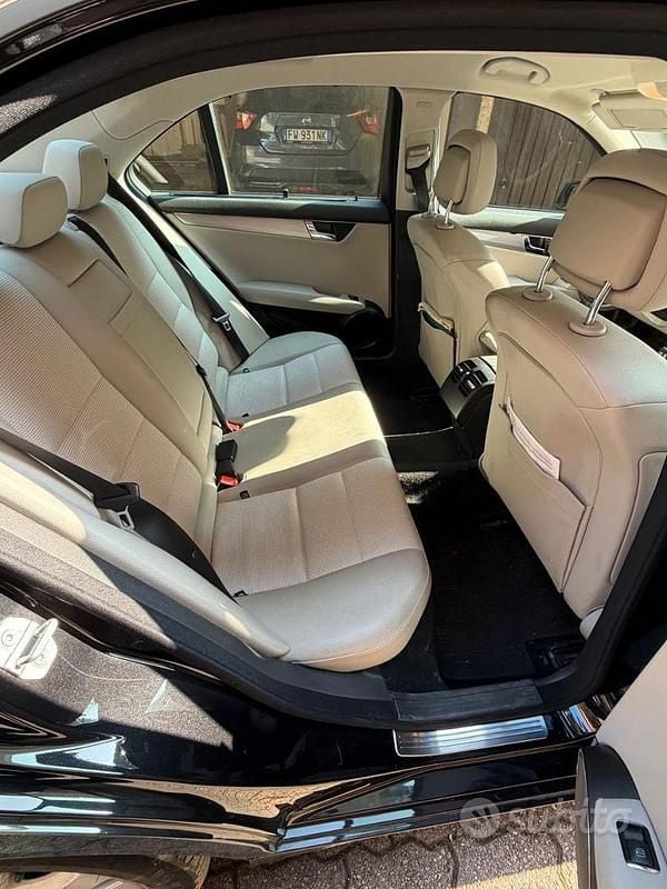 Usata Mercedes C250 Avantgarde 204 CV (150 kW) 2010 Nero Berlina