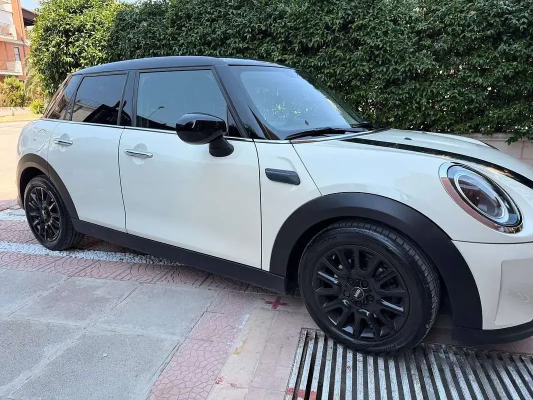 Usata Mini Cooper Classic 136 CV (100 kW) 2021 Bianco Utilitaria