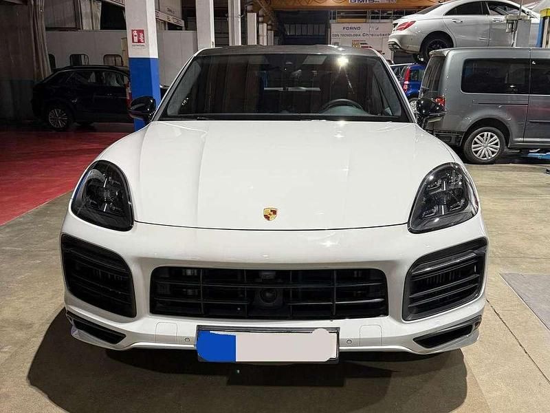 Usata Porsche Cayenne Turbo 450 CV (330 kW) 2023 Grigio SUV