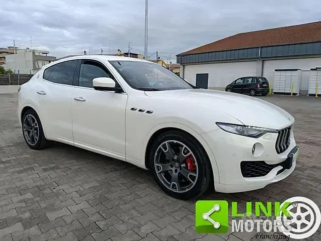 Usata Maserati Levante 430 CV (316 kW) 2016 Bianco SUV