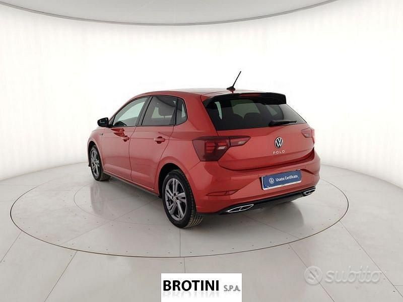 Usata VW Polo R-line 95 CV (69 kW) 2023 Rosso Utilitaria