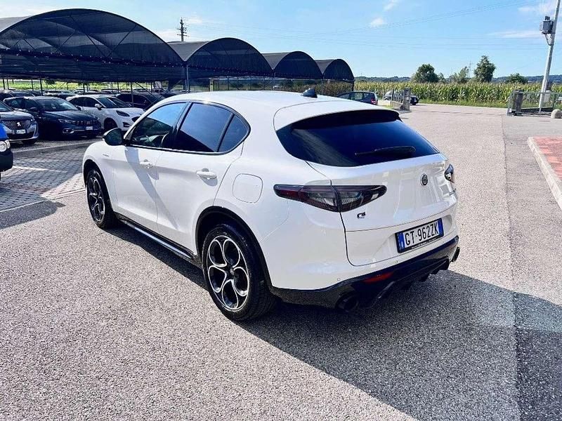 Usata Alfa Romeo Stelvio Veloce 210 CV (154 kW) 2024 Bianco(met.) SUV