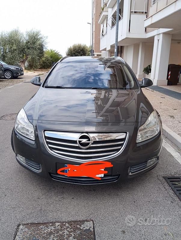 Usata Opel Insignia 160 CV (117 kW) 2011 Station wagon