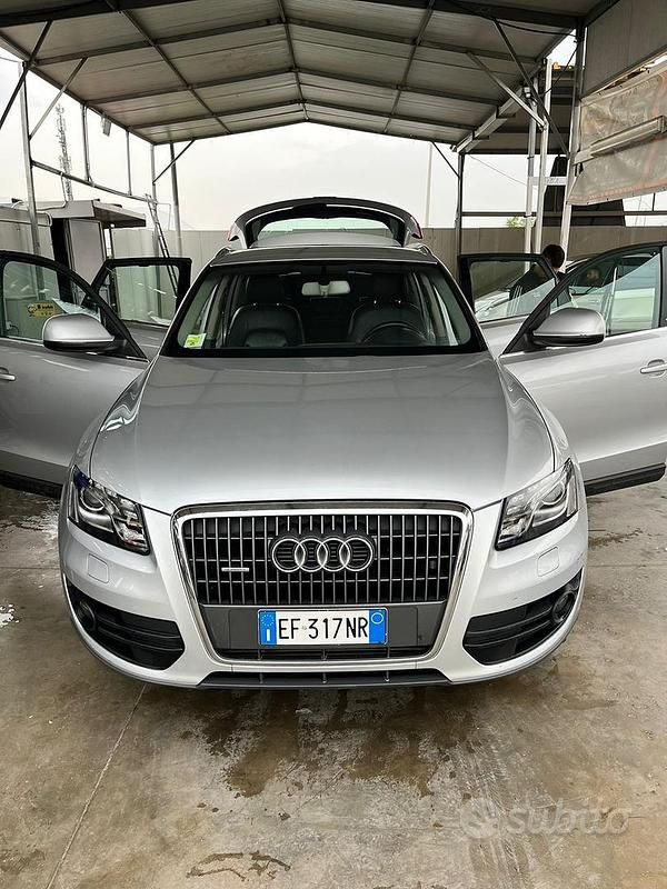 Usata Audi Q5 143 CV (105 kW) 2010 Grigio SUV