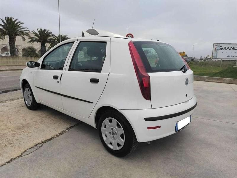 Usata Fiat Punto Active 60 CV (44 kW) 2006 Utilitaria