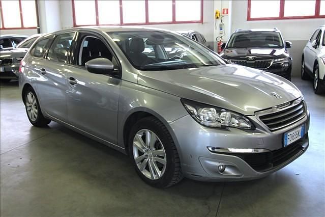 Usata Peugeot 308 Active 100 CV (73 kW) 2016 Argento Station wagon