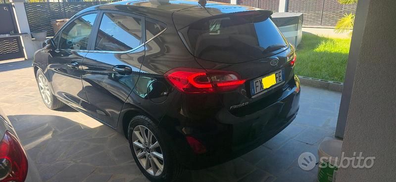 Usata Ford Fiesta Vignale 86 CV (63 kW) 2019 Nero Utilitaria