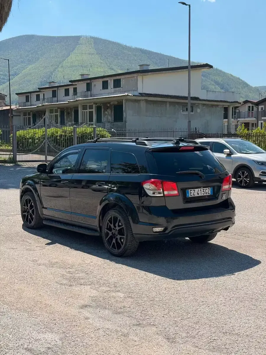Occasion Fiat Freemont Black Code 170 ch (125 kW) 2015 Noir SUV