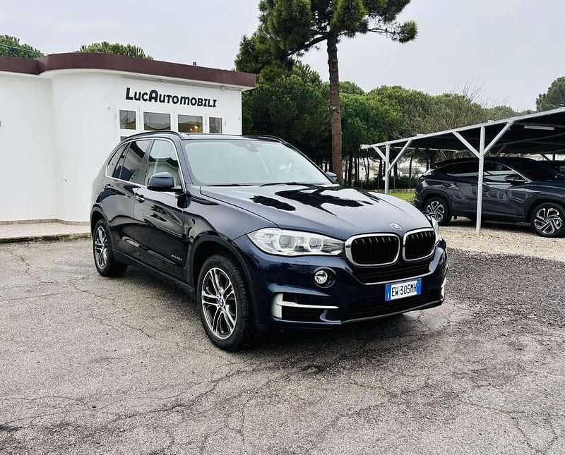 Usata BMW X5 Luxury Line 218 CV (160 kW) 2014 Blu/azzurro SUV