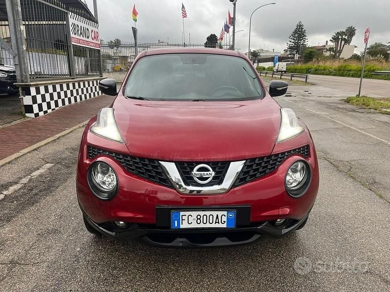 Usata Nissan Juke Tekna 110 CV (80 kW) 2015 Rosso SUV