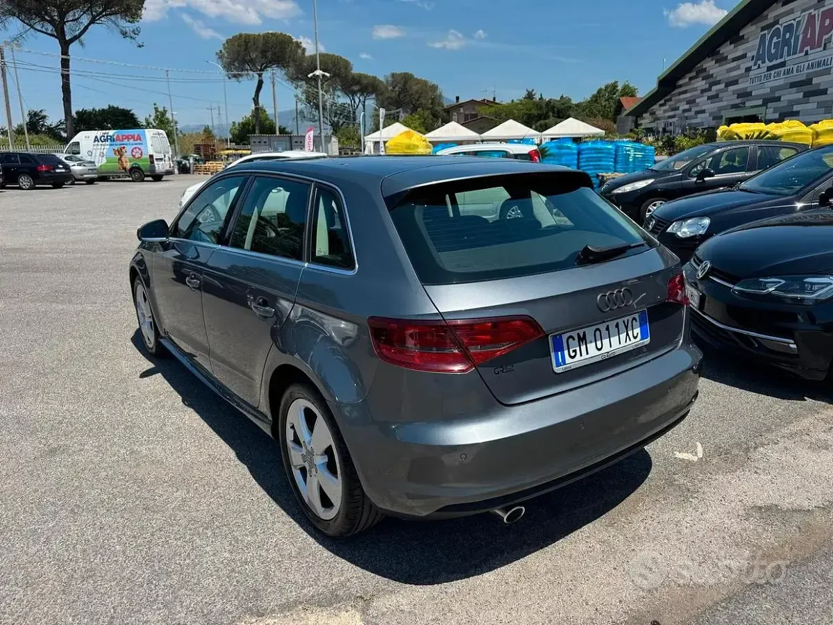 Usata Audi A3 Ambition 105 CV (77 kW) 2013 Grigio Berlina